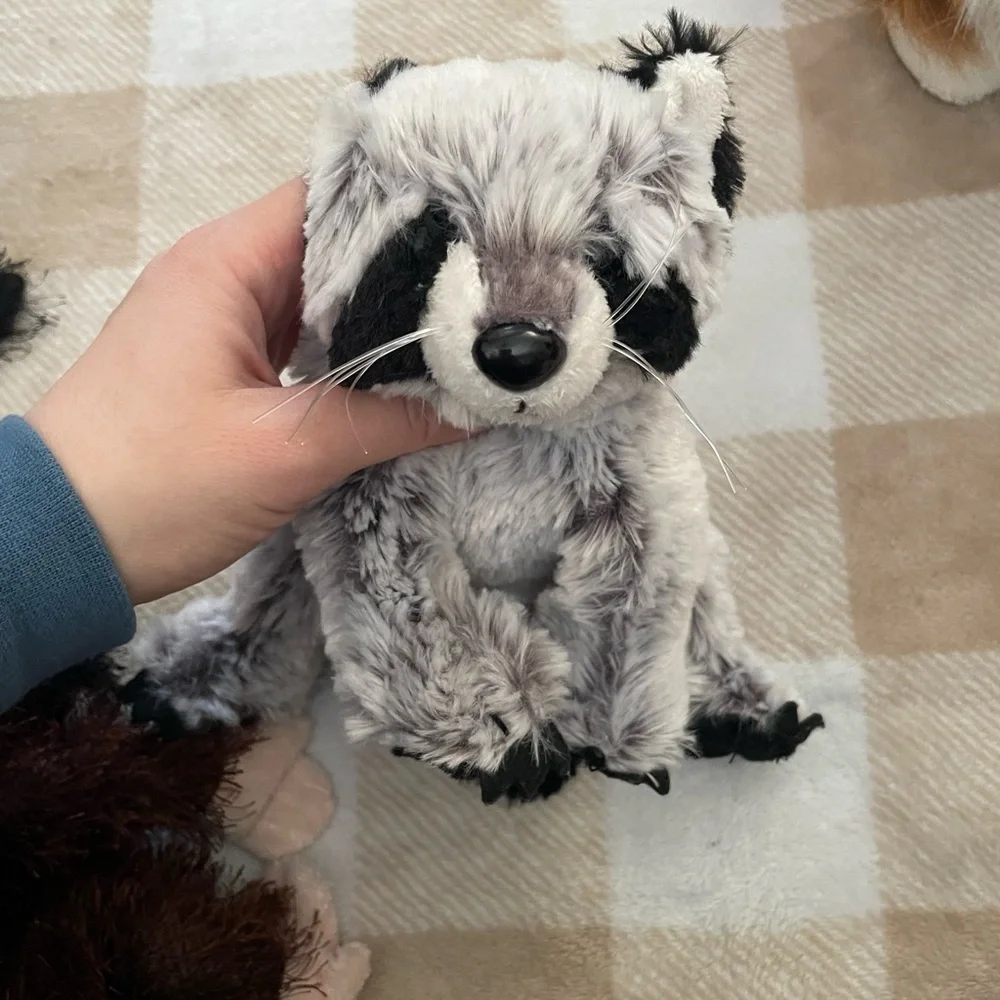 Lot of 11 Webkinz toys, Cats, Dogs, Racoon, and Monkey. Only the frog has a code